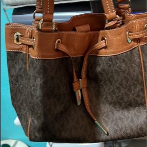 Michael Kors shoulder bag in perfect condition